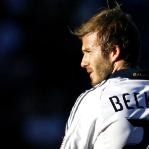 开云app下载-当字母哥撞上Doinb，利物浦的40分钟与改写规则的较量，字母哥、Doinb与利物浦，改写各自领域规则的40分钟较量